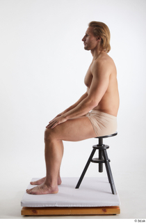 Erling  1 sitting underwear whole body 0001.jpg